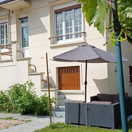 Bois-ColombesMetro - Sac A Dos - Dodo Chez Leontine 2 Ch Parking Wifi Fo别墅 外观 照片